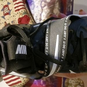 Nike hyperset excellent condition no flaws